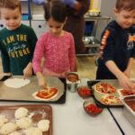 Włoski przysmak - pizza - zajęcia kulinarne