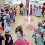 Zabawy karnawałowe dzieci