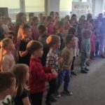 Przedstawienie „Hela i Piotruś sprzątają świat”