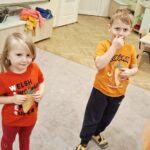 Zabawy w grupie z okazji Dnia marchewki