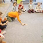 Zabawy w grupie z okazji Dnia marchewki