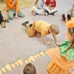 Zabawy w grupie z okazji Dnia marchewki